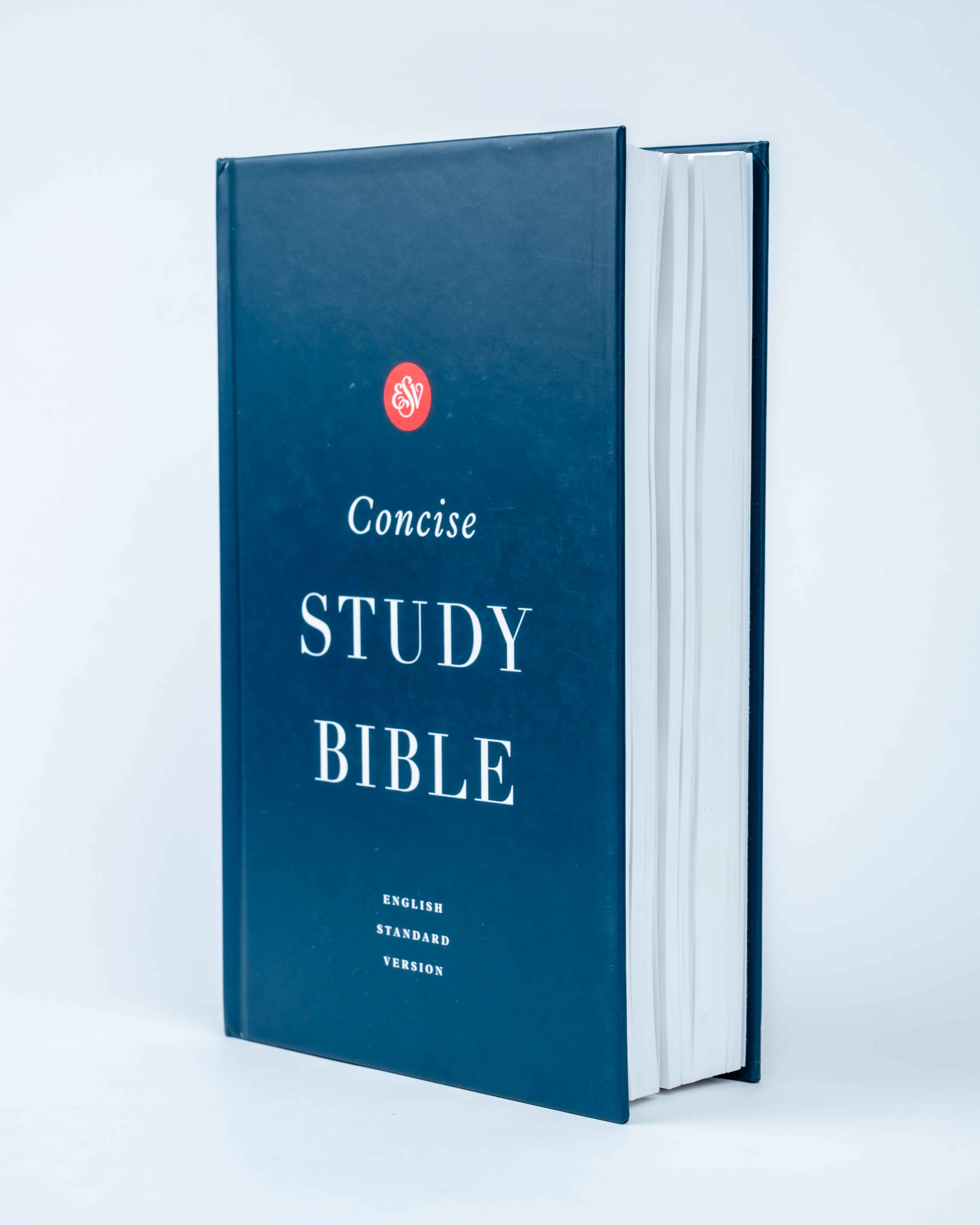 ESV Concise Study Bible - (English Standard Version)